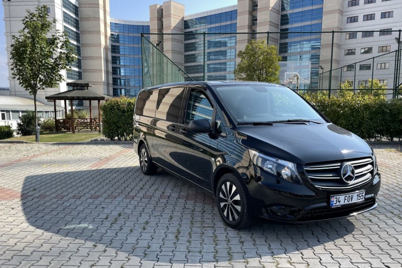 Трансфер из аэропорта Стамбула на Mercedes Vito – индивидуальная экскурсия