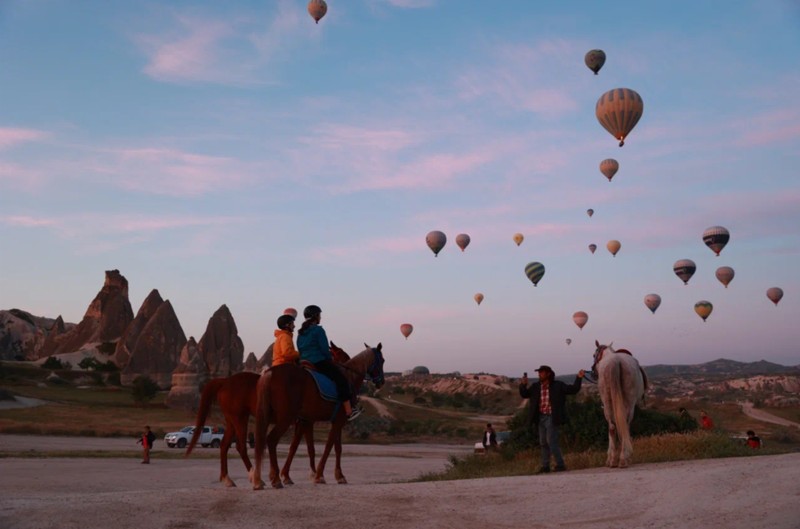 Стамбул и Каппадокия: древности, конная прогулка и фотосессия с кабриолетом – авторский тур